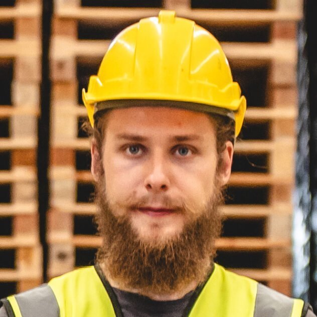 PEOPLE 3 e1753667372852