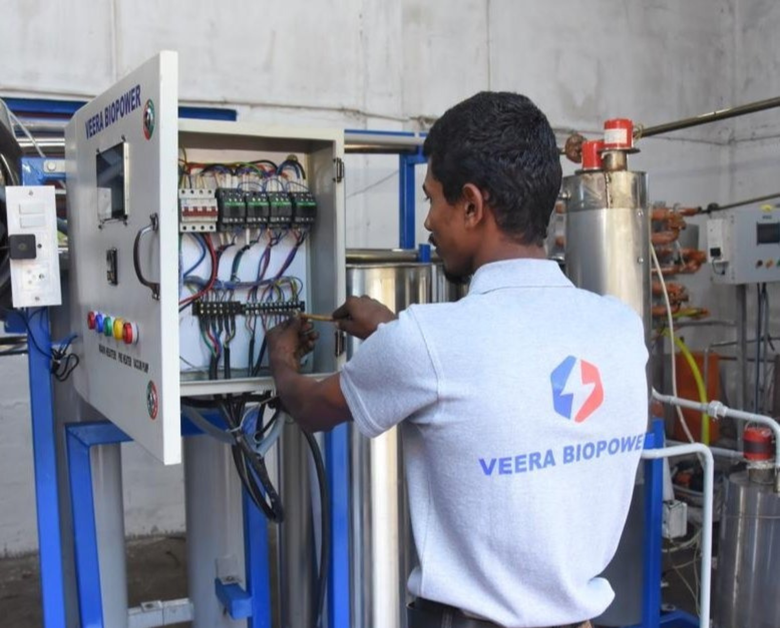 Robotic welding system at Veera Group manufacturing facility